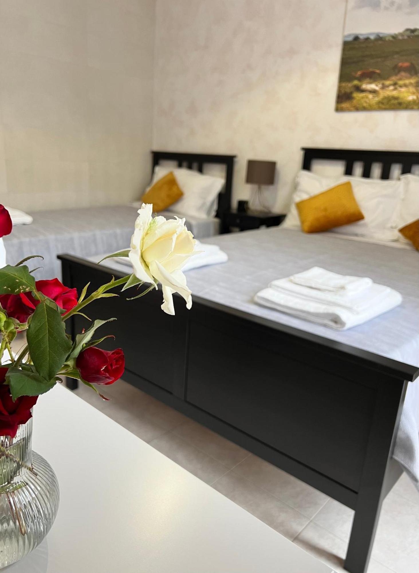 Etna Sunshine Rent Rooms Puntalazzo Eksteriør bilde